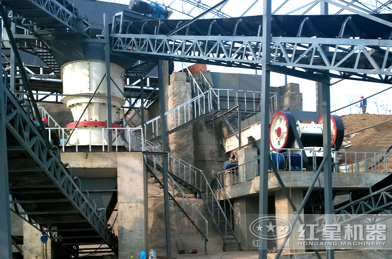 石英砂生產現場 石英砂生產現場