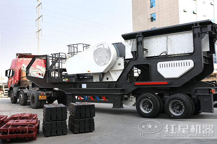 建筑垃圾移動破碎機發貨現場 建筑垃圾移動破碎機發貨現場